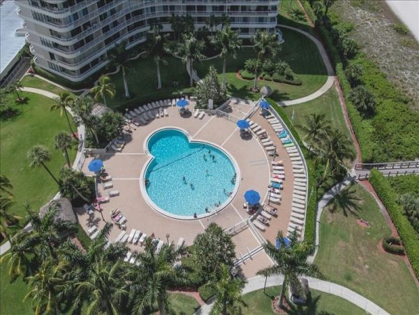 Marco Island Pool Condo Sleeps Six Guests