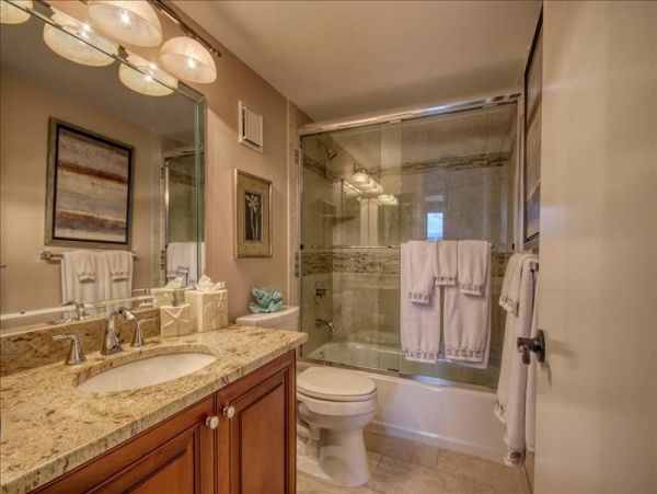 Marco Island Pool Condo Sleeps Six Guests