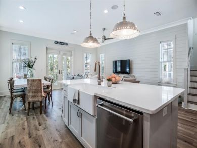 Miramar Beach Luxury Vacation Rental Home Five Bedrooms