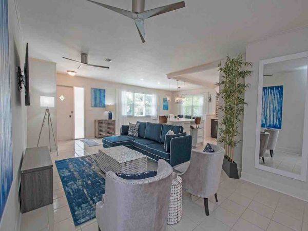 Naples Luxury Vacation Rental 3 Bedrooms Sleeps Six Guests