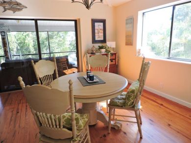 Three Bedroom Bay View Vacation Home in Manasota