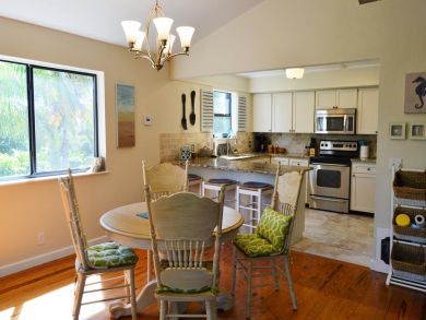 Three Bedroom Bay View Vacation Home in Manasota