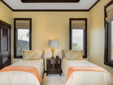 Ocean & Golf Course View Luxury Three Bedroom Home in Waimea