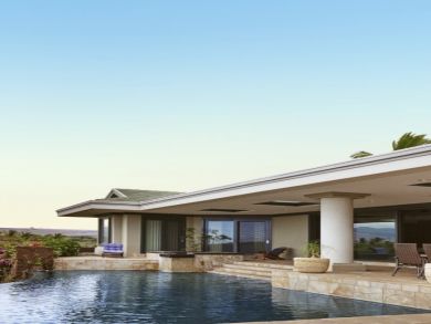 Golf Course Views Three Bedroom Vacation Home on Big Island