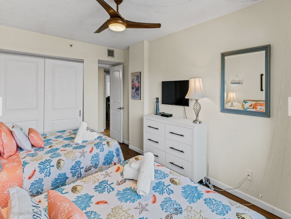 Indian Shores Gulf Front 3 Bedroom Vacation Condo Sleeps 8