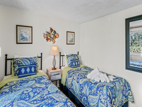 Indian Shores Gulf Front 3 Bedroom Vacation Condo Sleeps 8