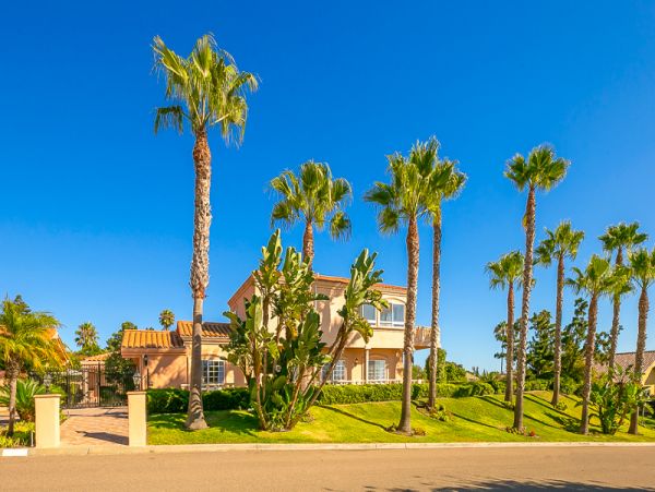 La Jolla Six Bedroom Luxury Vacation Home Sleeps 15 Guests