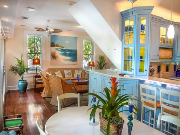 Key West 6 Bedroom Home Sleeps 12 Guests with Private Pool