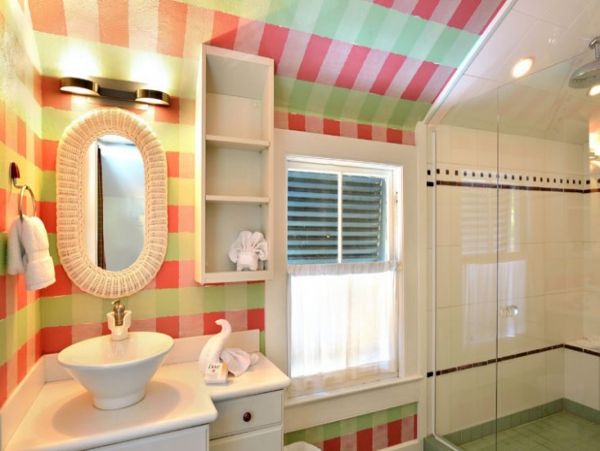 Key West 6 Bedroom Home Sleeps 12 Guests with Private Pool