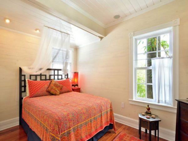 Key West 6 Bedroom Home Sleeps 12 Guests with Private Pool