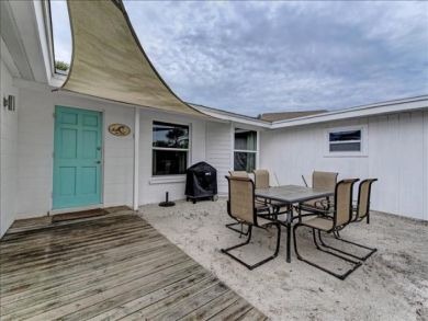 Great Vacation Home with Pool on Anna Maria Island 3 Bedroom