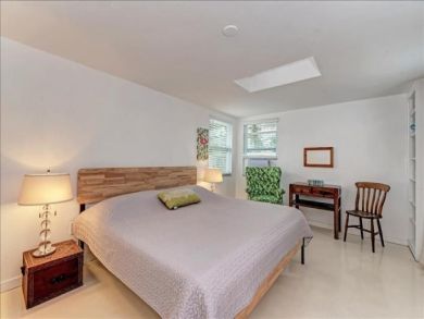 Great Vacation Home with Pool on Anna Maria Island 3 Bedroom