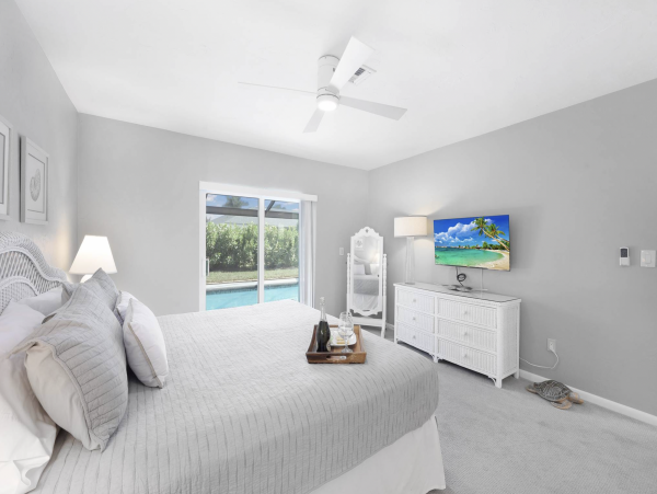 Three Bedroom Marco Island Vacation Home with Caged Pool
