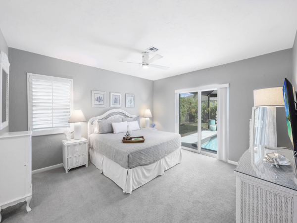 Three Bedroom Marco Island Vacation Home with Caged Pool