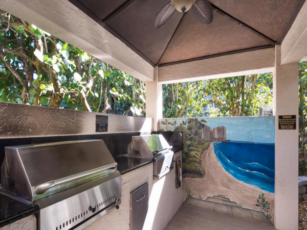 Luxury 2 Bedroom Vacation Condo Sleeps 5 Guests Oceanfront