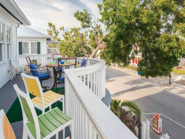 Walk to Beach Five Bedroom Pool Home in Key West