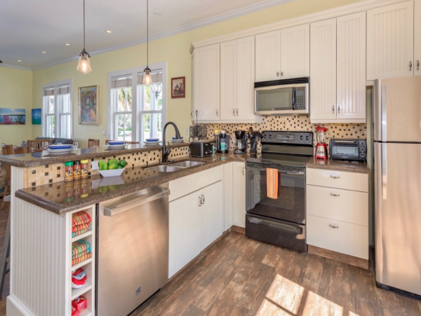 Walk to Beach Five Bedroom Pool Home in Key West