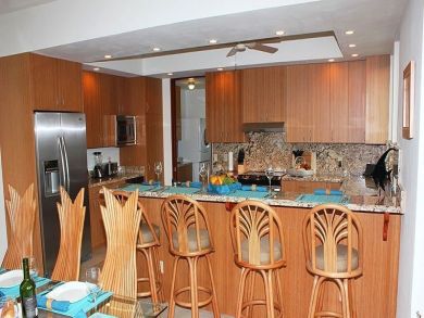 St. John 4 Bedroom Walk to Beach Villa with Amazing Views