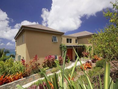 St. John 4 Bedroom Walk to Beach Villa with Amazing Views