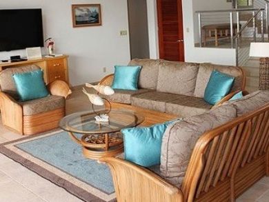 St. John 4 Bedroom Walk to Beach Villa with Amazing Views