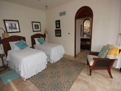 Five Bedrooms Bayfront Vacation Home in St. John