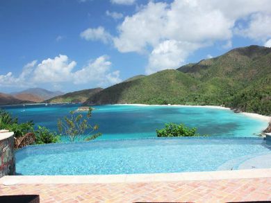 Five Bedrooms Bayfront Vacation Home in St. John