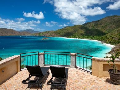 Five Bedrooms Bayfront Vacation Home in St. John