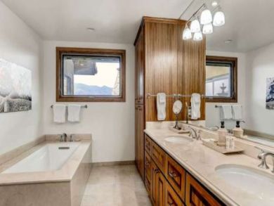 Santa Barbara 4 Bedroom Home with Amazing Views