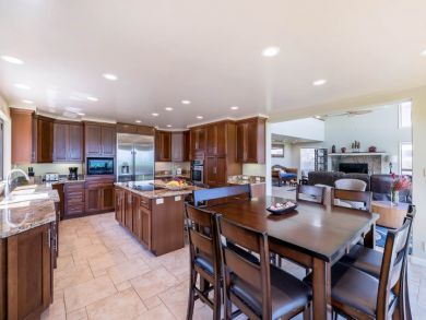 Panoramic View  5 Bedroom Home Beachfront