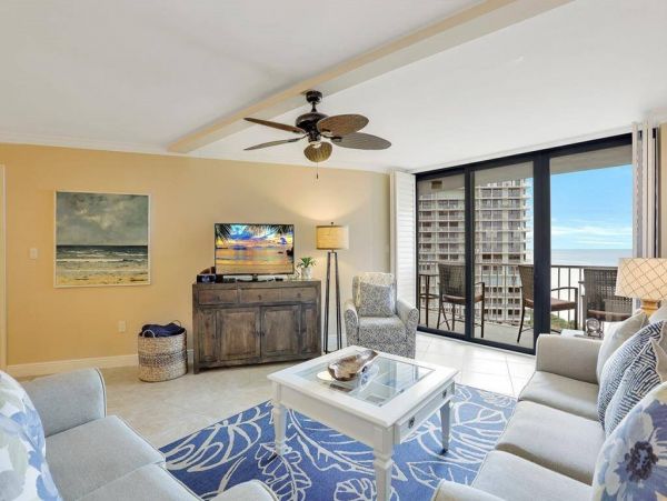 Beachfront Two Bedroom Rental Condo in Marco Island