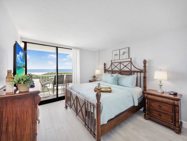 Marco Island Two Bedroom Gulf Front Vacation Condo