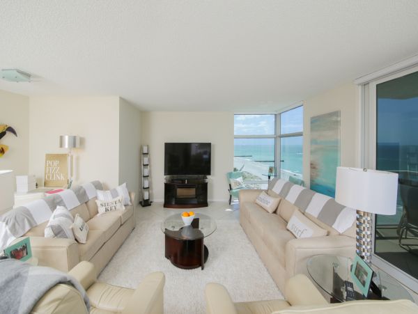Luxury Longboat Key Vacation Rentals | Gulf Front Condo with Stunning Views