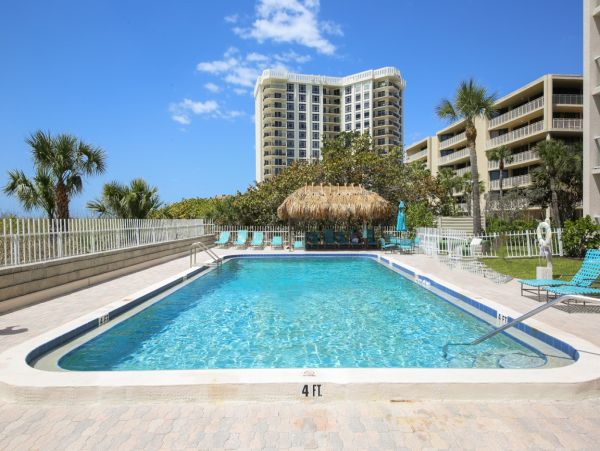 Luxury Longboat Key Vacation Rentals | Gulf Front Condo with Stunning Views