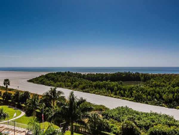 Marco Island Gulf Front Two Bedroom Vacation Condo