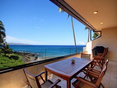 Oceanfront 2 Bedroom Condo for Rent with Amazing Views