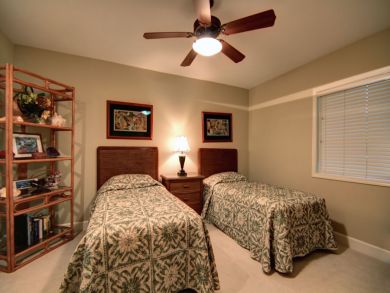 Oceanfront 2 Bedroom Condo for Rent with Amazing Views