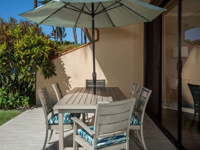 Luxury Oceanfront Condo Sleeps 6 Guests Maui Rental