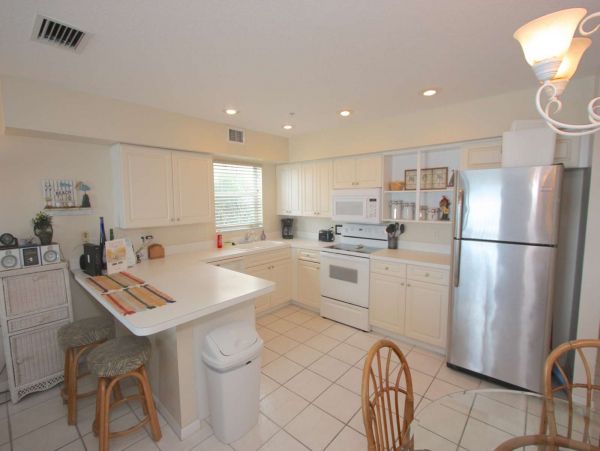 On Beach Indian Rocks Vacation Condo Two Bedroom
