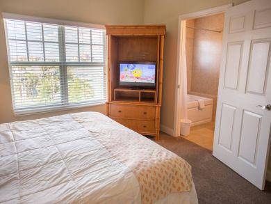 Treasure Island Condo 930463