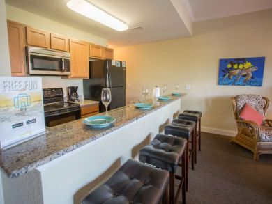 Treasure Island Condo 930466