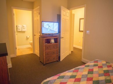 Treasure Island Condo 930466