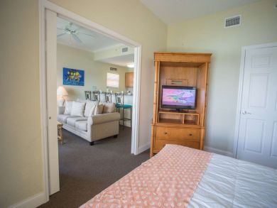 Treasure Island Condo 930471