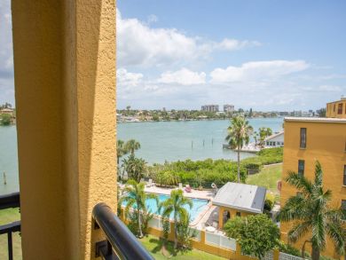 Treasure Island Condo 930471