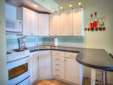 Treasure Island Condo 930476