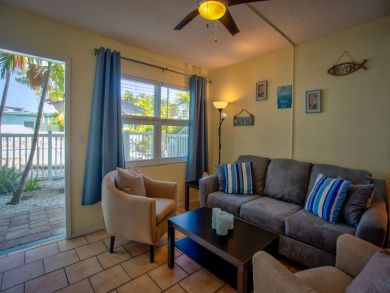 Treasure Island Condo 930476