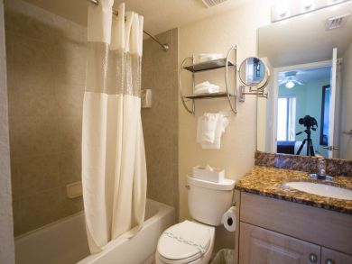Treasure Island Condo 930480 Treasure Island Condo 930480
