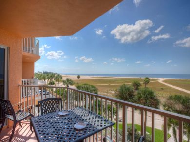 Treasure Island Condo 930480 Treasure Island Condo 930480