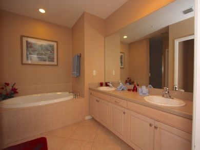 Clearwater Condo 930485 Clearwater Condo 930485