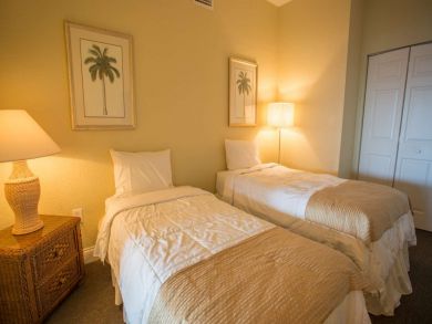 Treasure Island Condo 930491