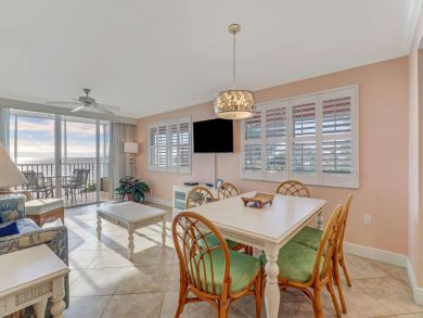 Beachfront Two Bedroom Vacation Condo in Fort Myers